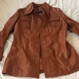 Vintage leathertown international camel jacket.